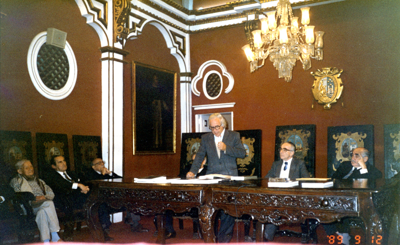 Julio Portocarrero, Sandro Mariátegui, Estuardo Nuñez, Javier Mariátegui, Antonio Melis, Jorge Campos Rey de Castro (Rector de la UNMSM) y Alberto Tauro